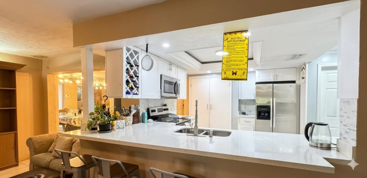 6801 NW 24th Place, Sunrise, FL 33313 Photo