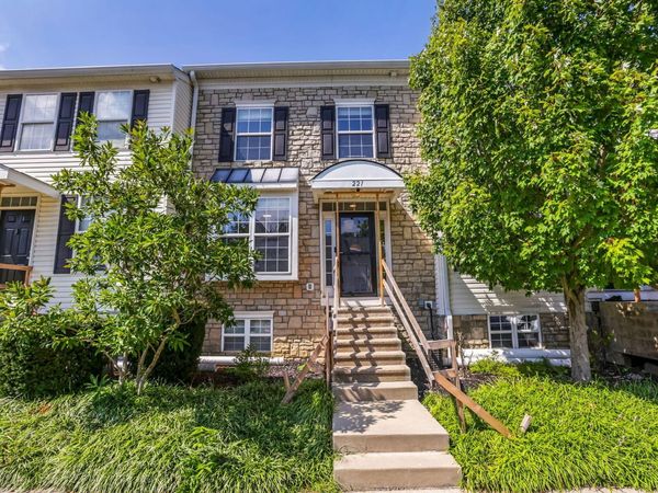 221 Preswicke Mill , Blacklick, OH 43004