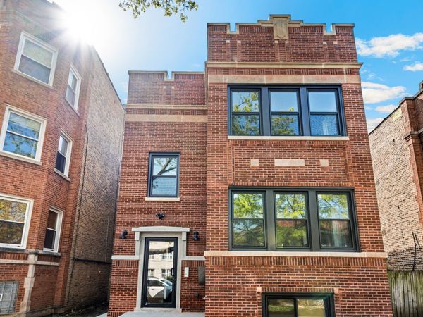 6336 N Fairfield Avenue, Chicago, IL 60659