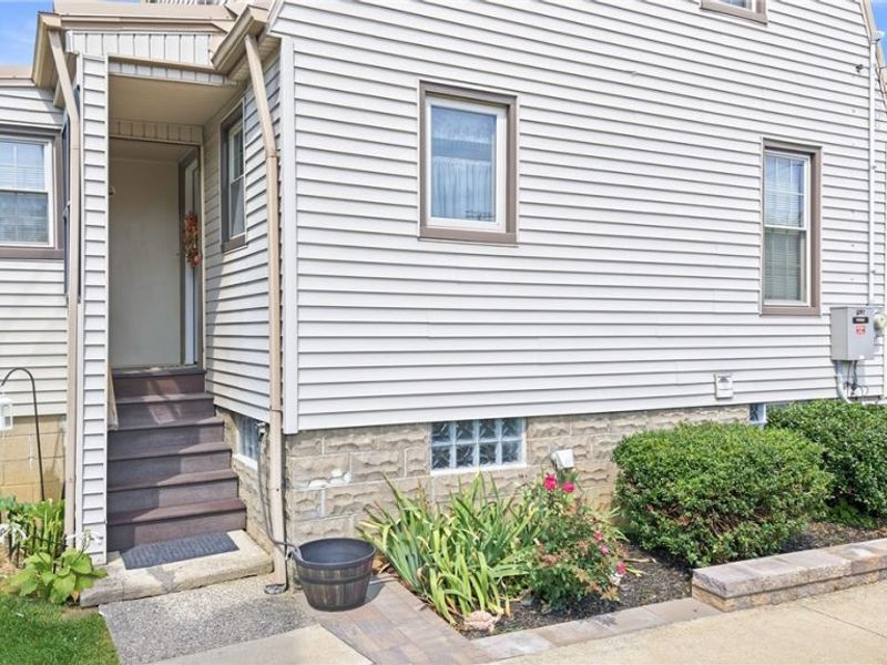 25 Highland Avenue, Columbiana, OH 44408 Photo 5