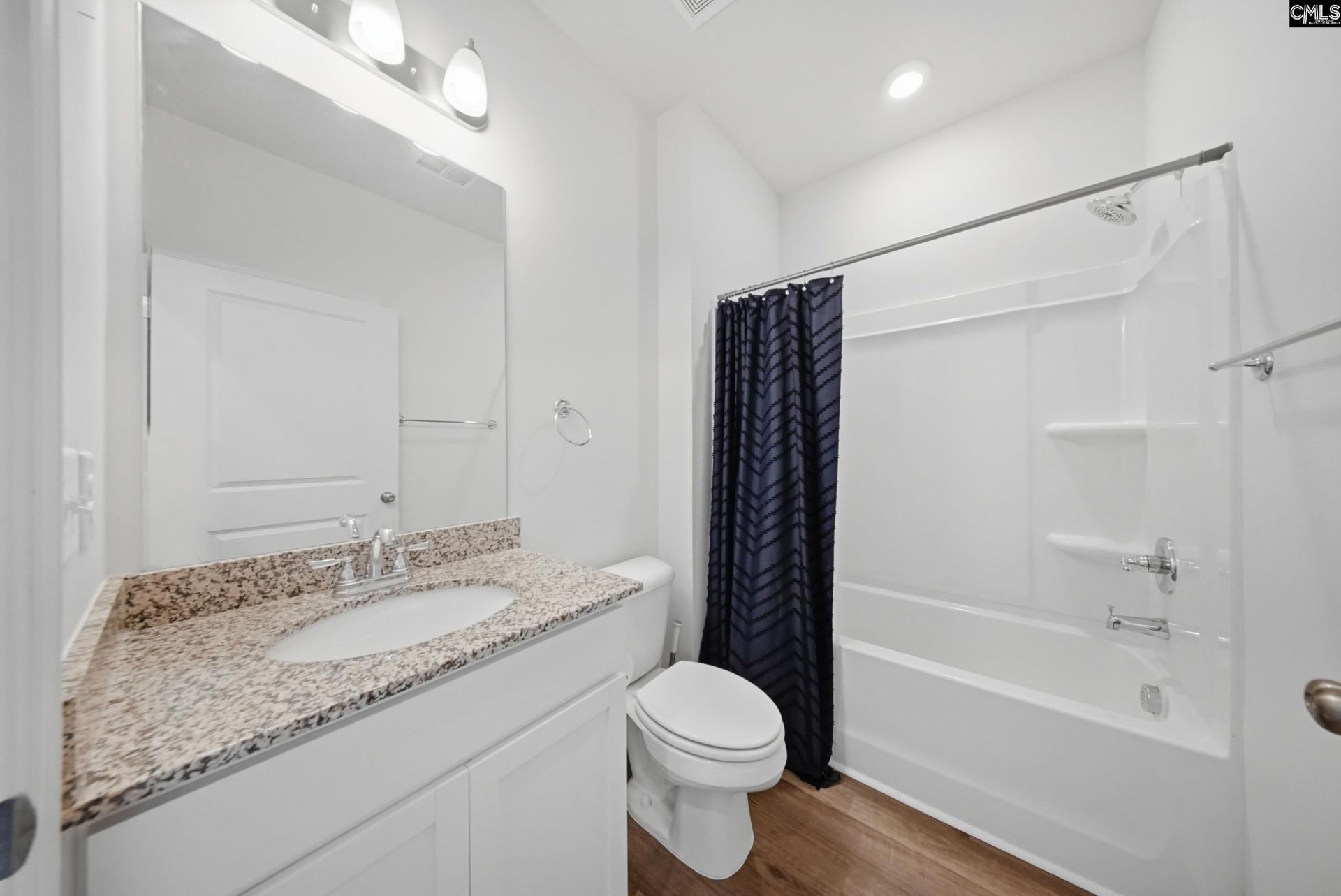 215 Belfast Way Photo 17