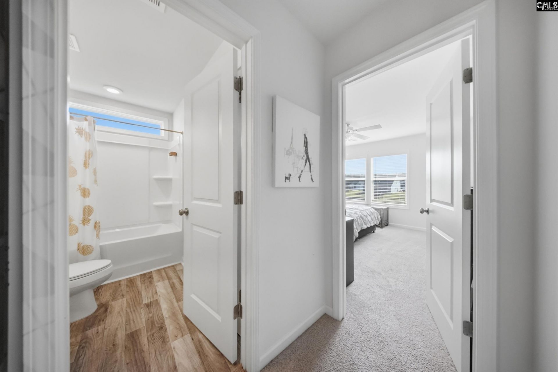 215 Belfast Way Photo 23