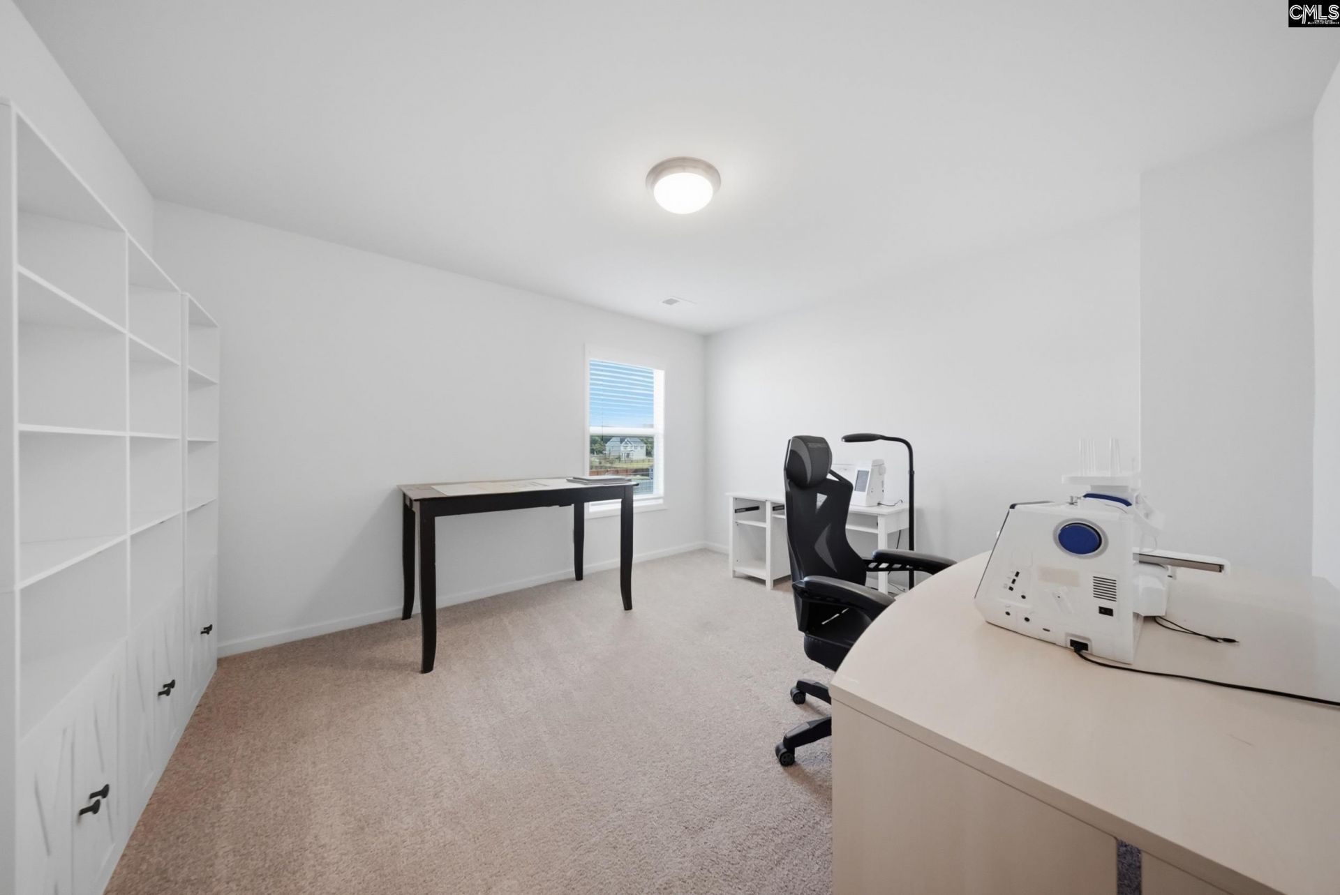 215 Belfast Way Photo 26