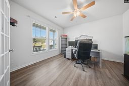 215 Belfast Way photo 4