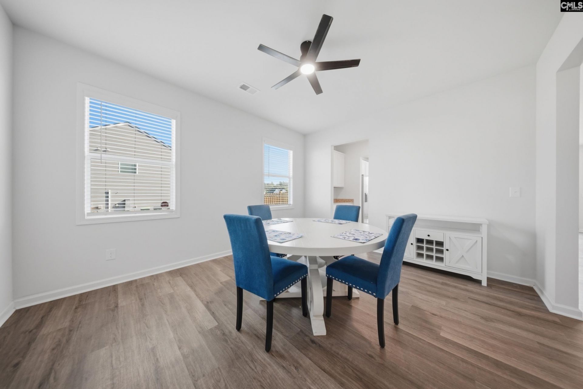 215 Belfast Way Photo 6