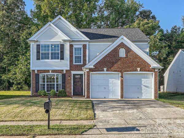 8631 Challenger Drive, Charlotte, NC 28213