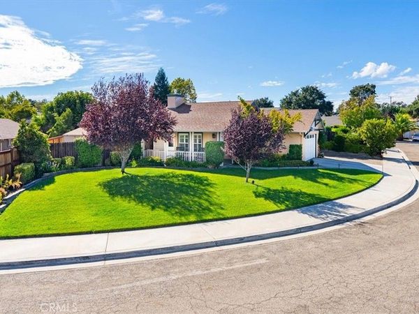 55 Honey Way, Templeton, CA 93465