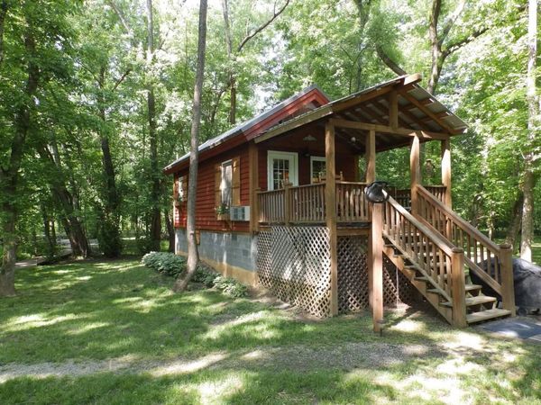 9852 Mullins Cove Rd , Whitwell, TN 37397