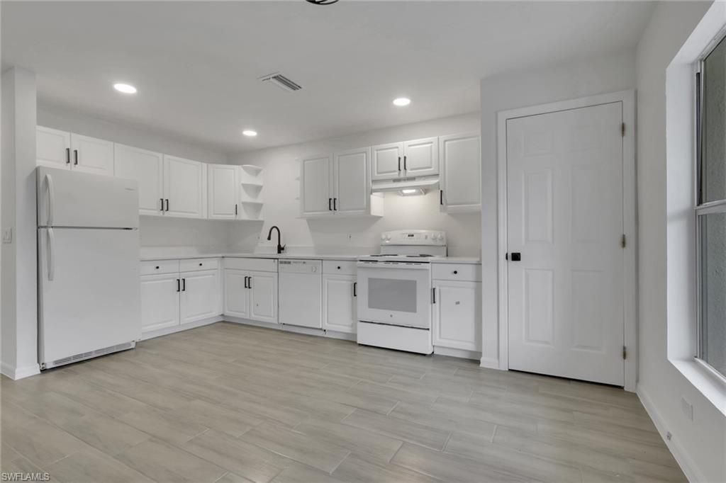 4733/4735 30th St Sw, Lehigh Acres, FL 33973 Photo