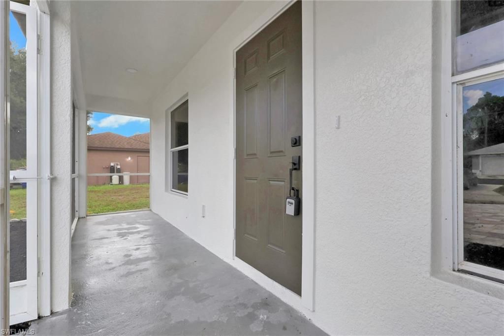 4733/4735 30th St Sw, Lehigh Acres, FL 33973 Photo