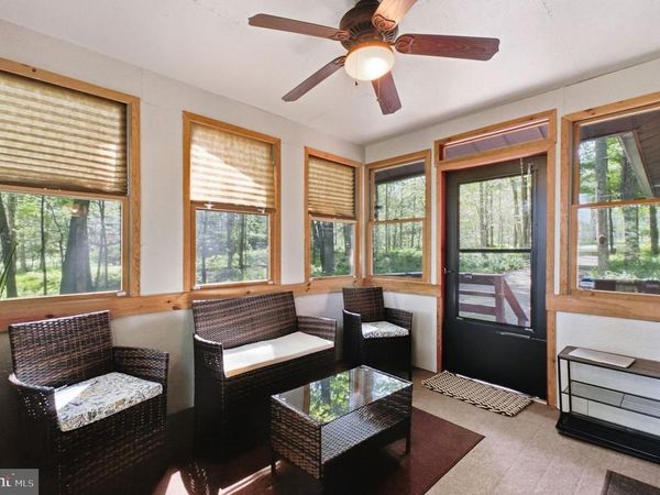 172 LC LARSEN DRIVE, CLIFTON TOWNSHIP, PA 18424