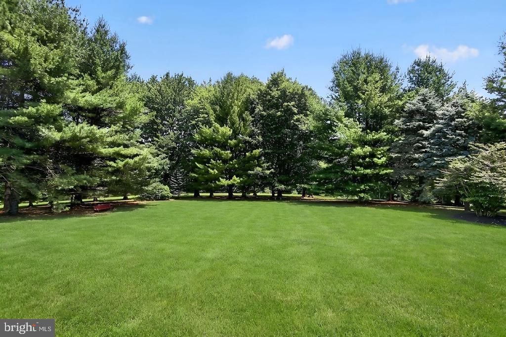 2401 S CHESTER SPRINGS ROAD , CHESTER SPRINGS, PA 19425