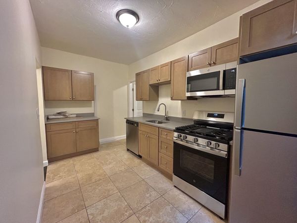 435 Walnut Ave, Unit 6, Boston, MA 02130