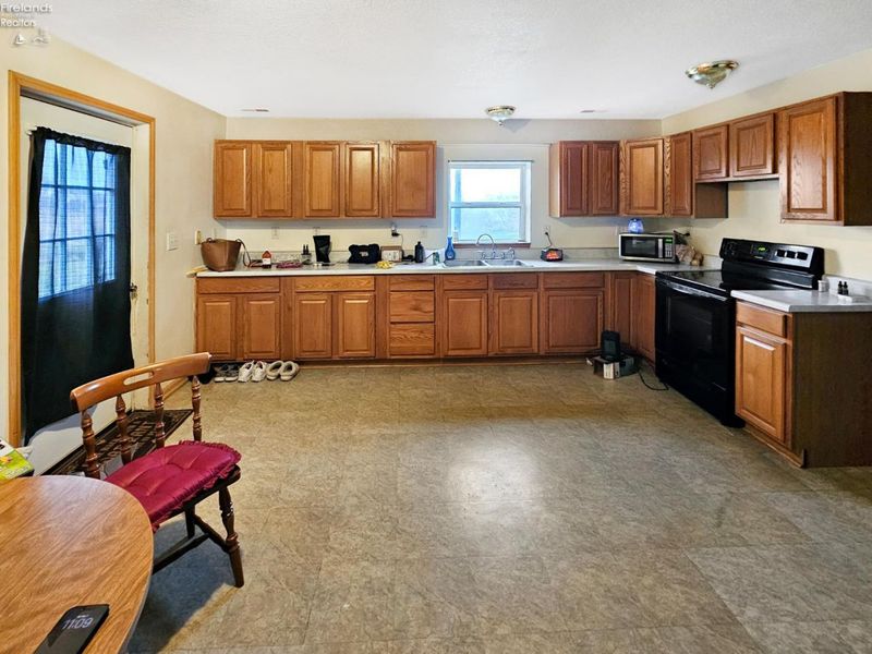 603 CR 314, Bellevue, OH 44811 Photo 6