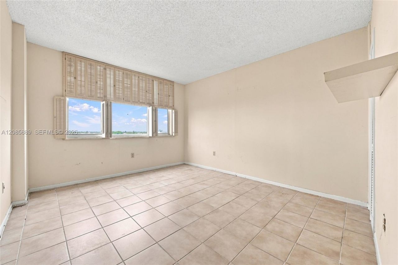 3850 Washington St, Unit 808, Hollywood, FL 33021 Photo