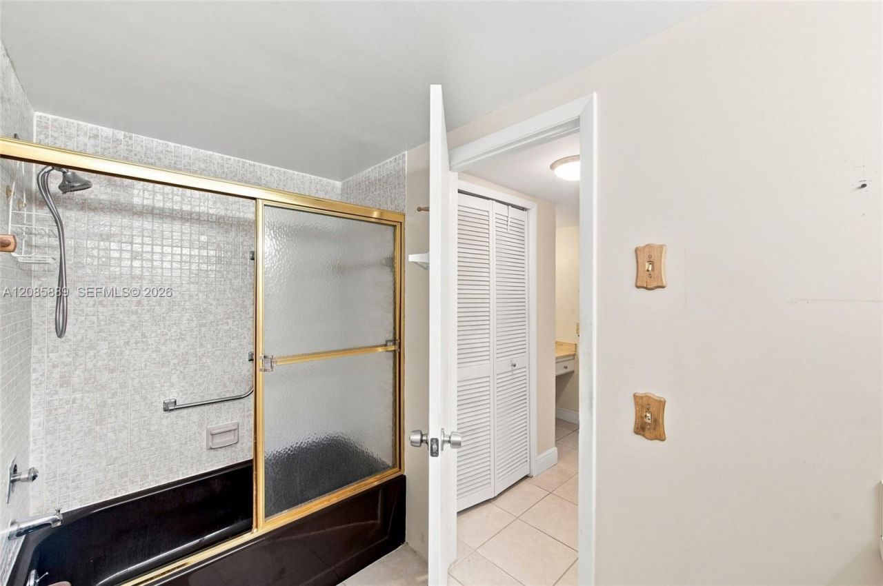 3850 Washington St, Unit 808, Hollywood, FL 33021 Photo