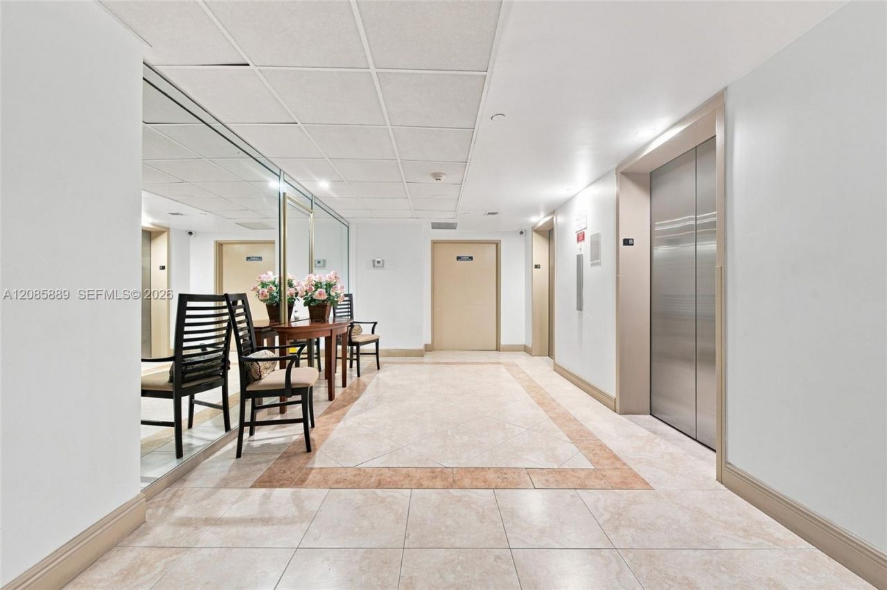 3850 Washington St, Unit 808, Hollywood, FL 33021 Photo