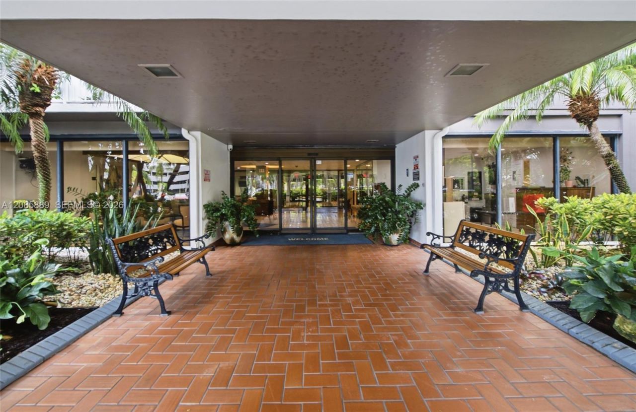 3850 Washington St, Unit 808, Hollywood, FL 33021 Photo
