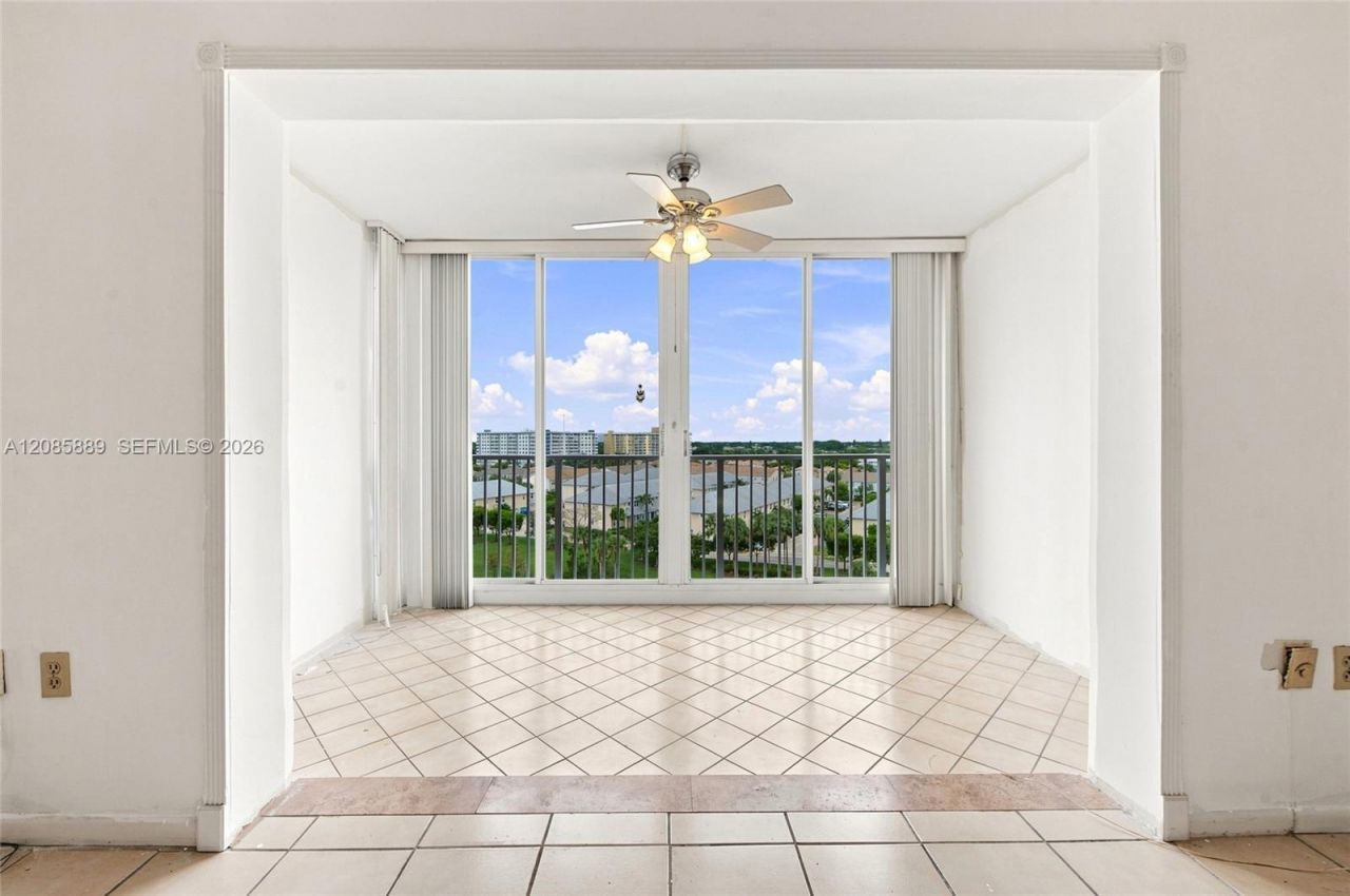 3850 Washington St, Unit 808, Hollywood, FL 33021 Photo