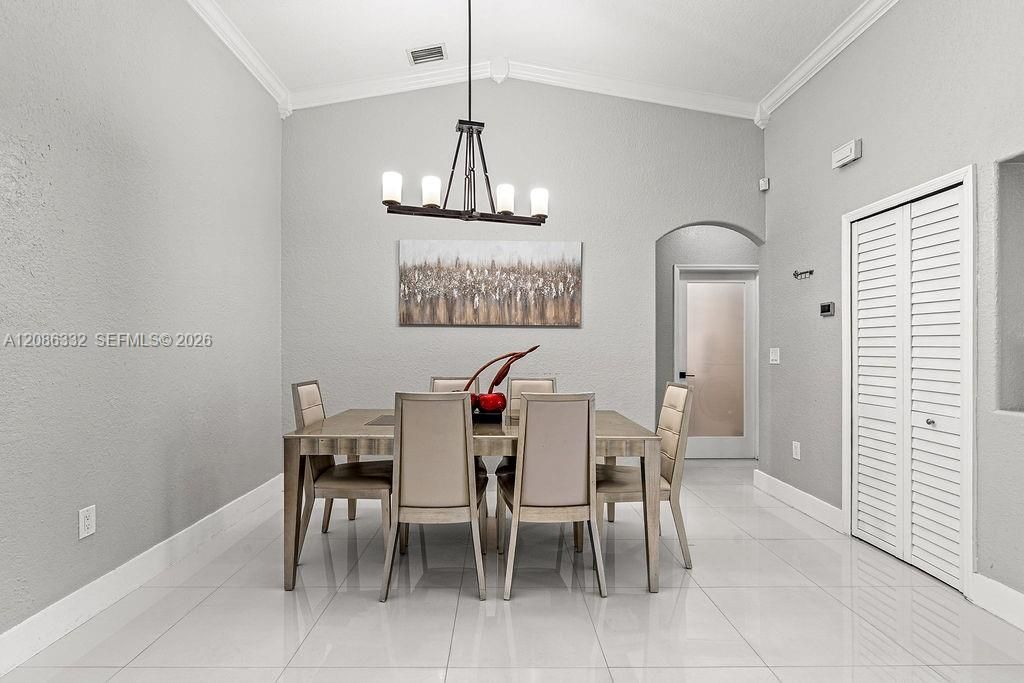 19953 NW 78th Ave, Hialeah, FL 33015 Photo