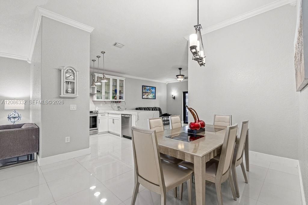 19953 NW 78th Ave, Hialeah, FL 33015 Photo