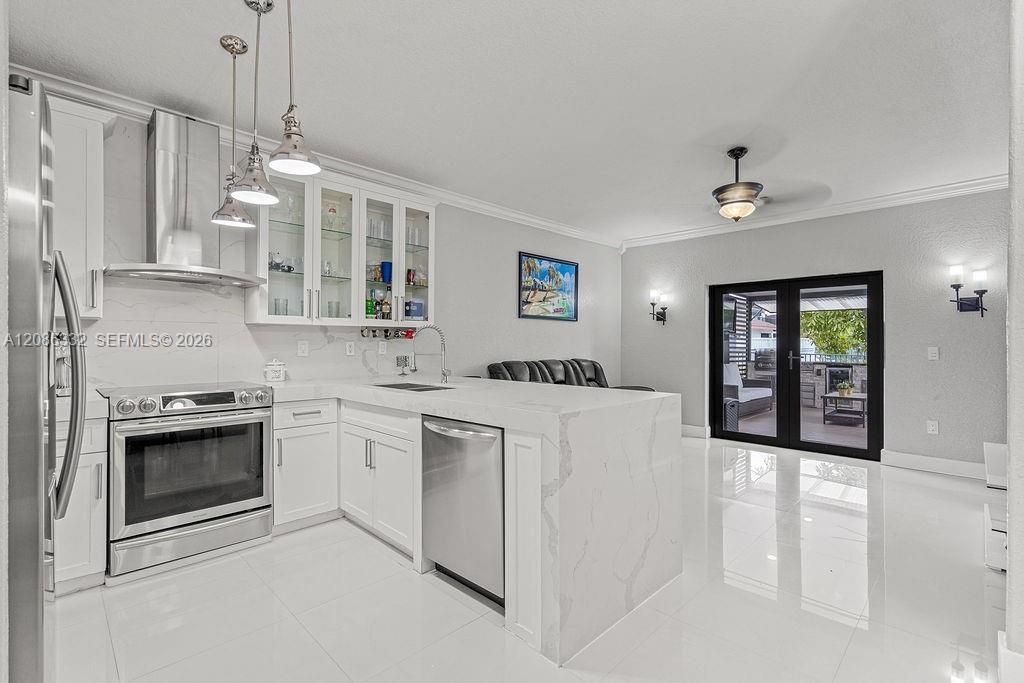 19953 NW 78th Ave, Hialeah, FL 33015 Photo