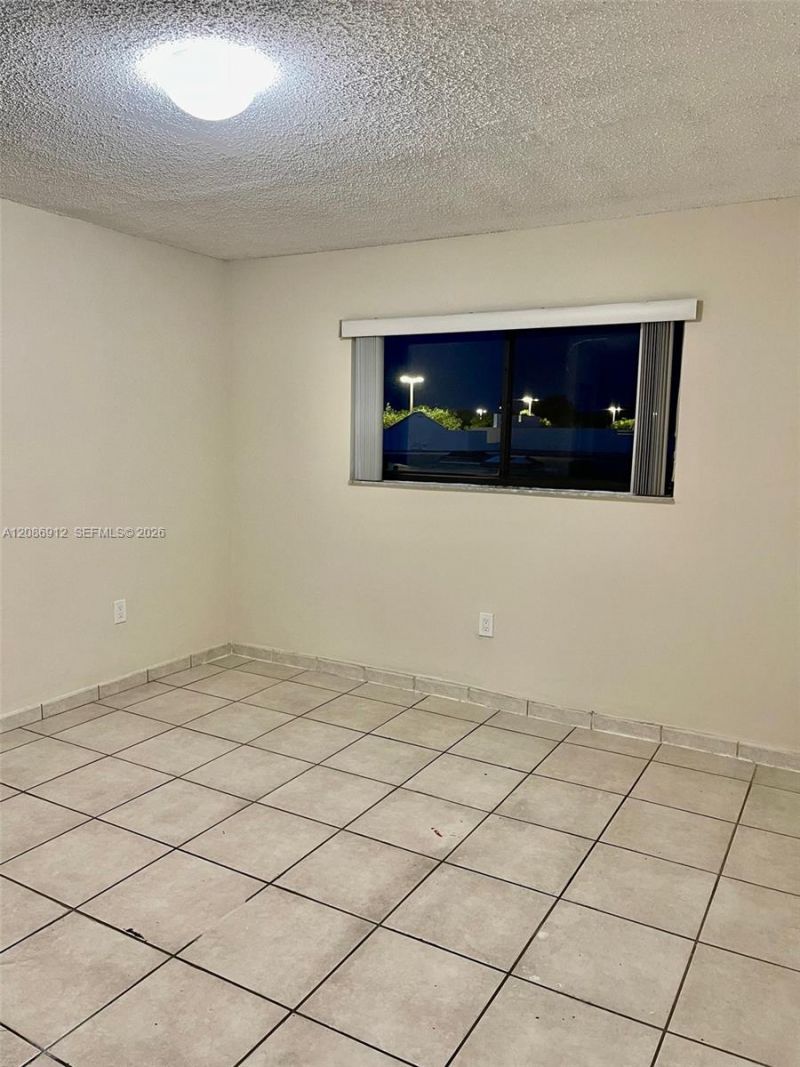 5825 W 25th Ct, Unit 311, Hialeah, FL 33016 Photo