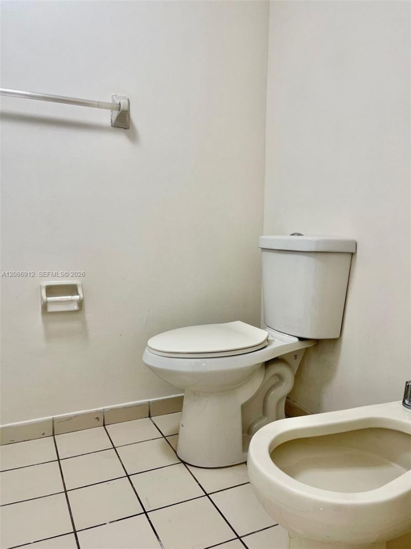 5825 W 25th Ct, Unit 311, Hialeah, FL 33016 Photo
