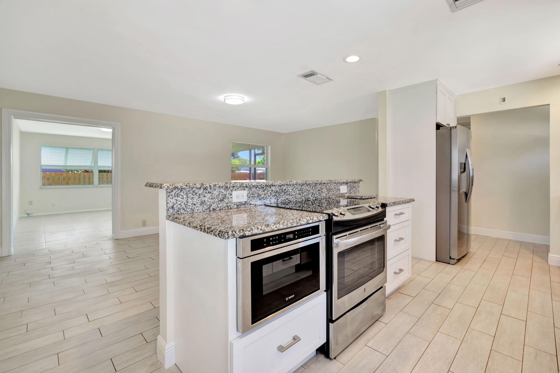 713 Gumtree Road, North Palm Beach, FL 33408 Photo