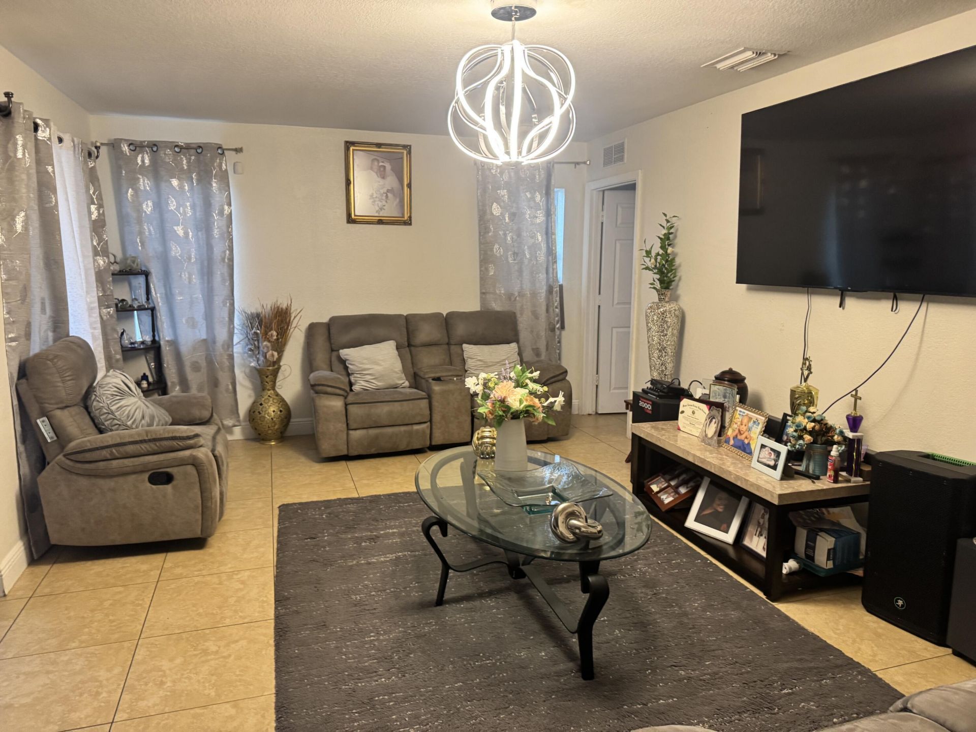 2441 NW 14th Court, Fort Lauderdale, FL 33311 Photo
