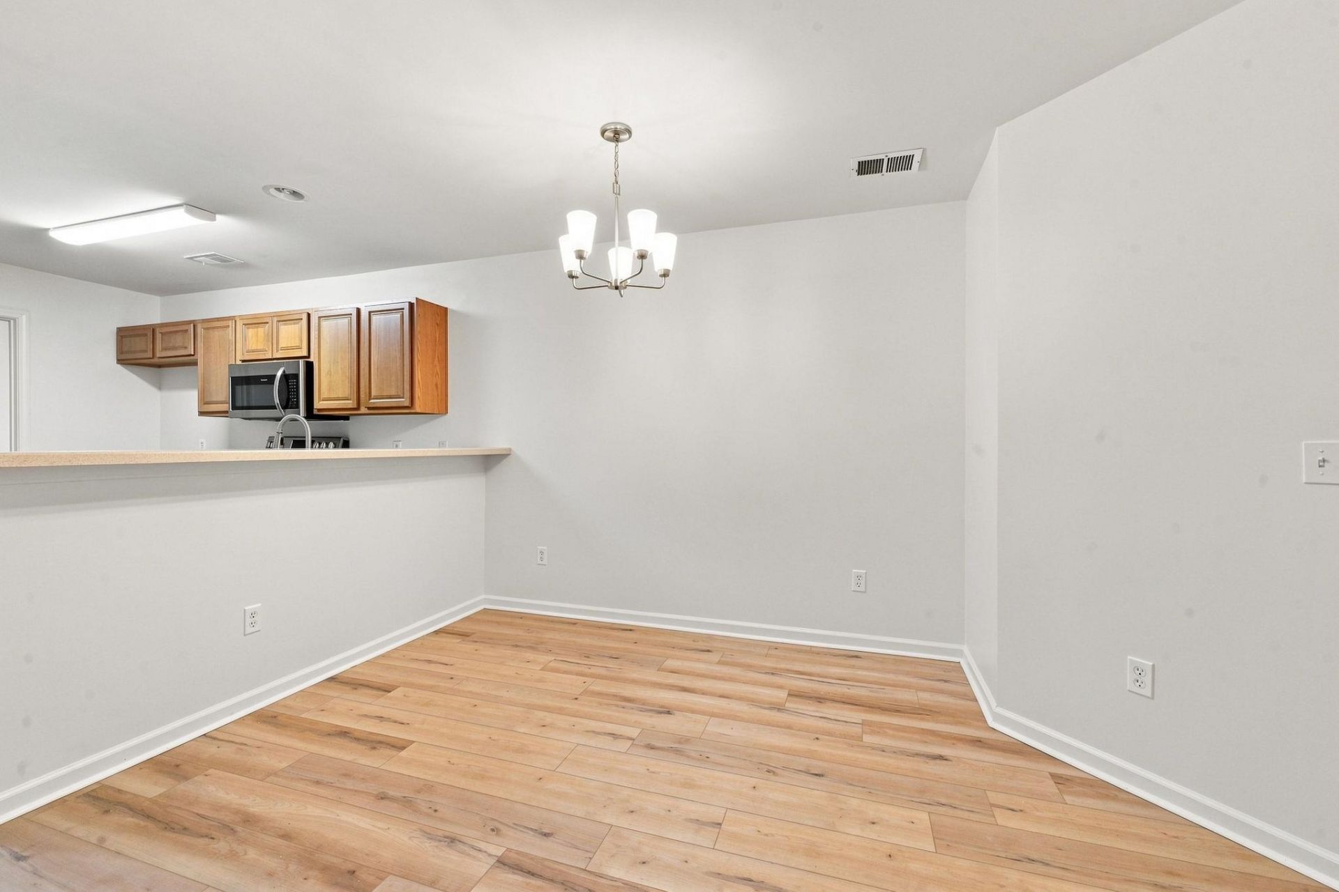 108 Brentwood Dr. Photo 5