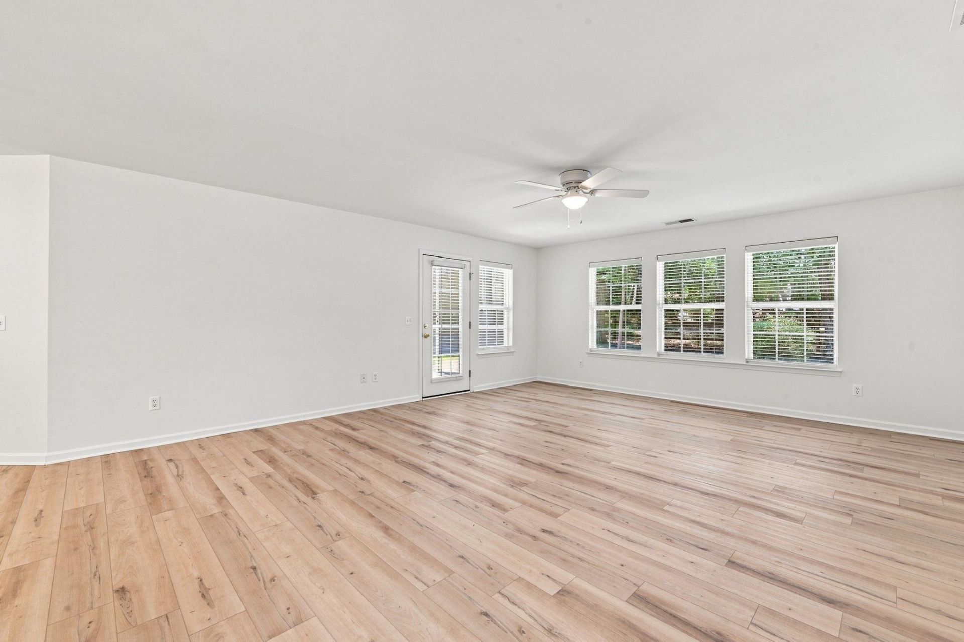 108 Brentwood Dr. Photo 8