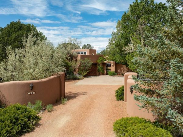 1826 Sun Mountain Drive , Santa Fe, NM 87505