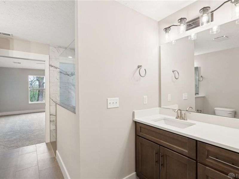 5019 Waterford Lane, Middletown, OH 45042 Photo 27