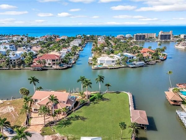 357 Germain AVE, NAPLES, FL 34108