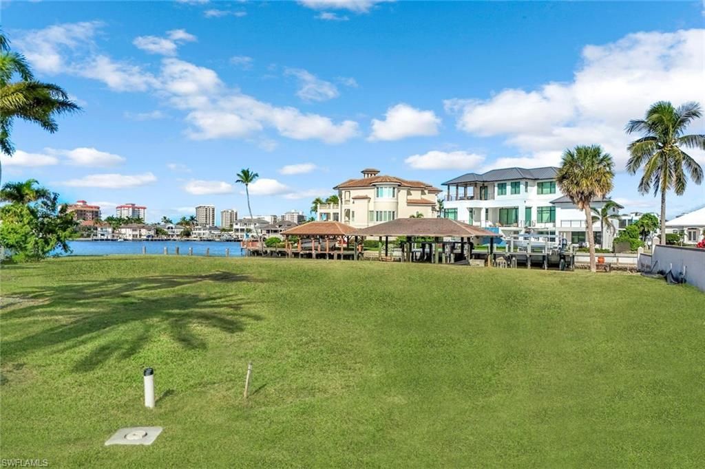 357 Germain Ave, Naples, FL 34108 Photo