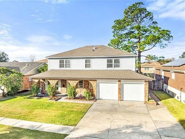 516 W MARLIN Court, Terrytown, LA 70056