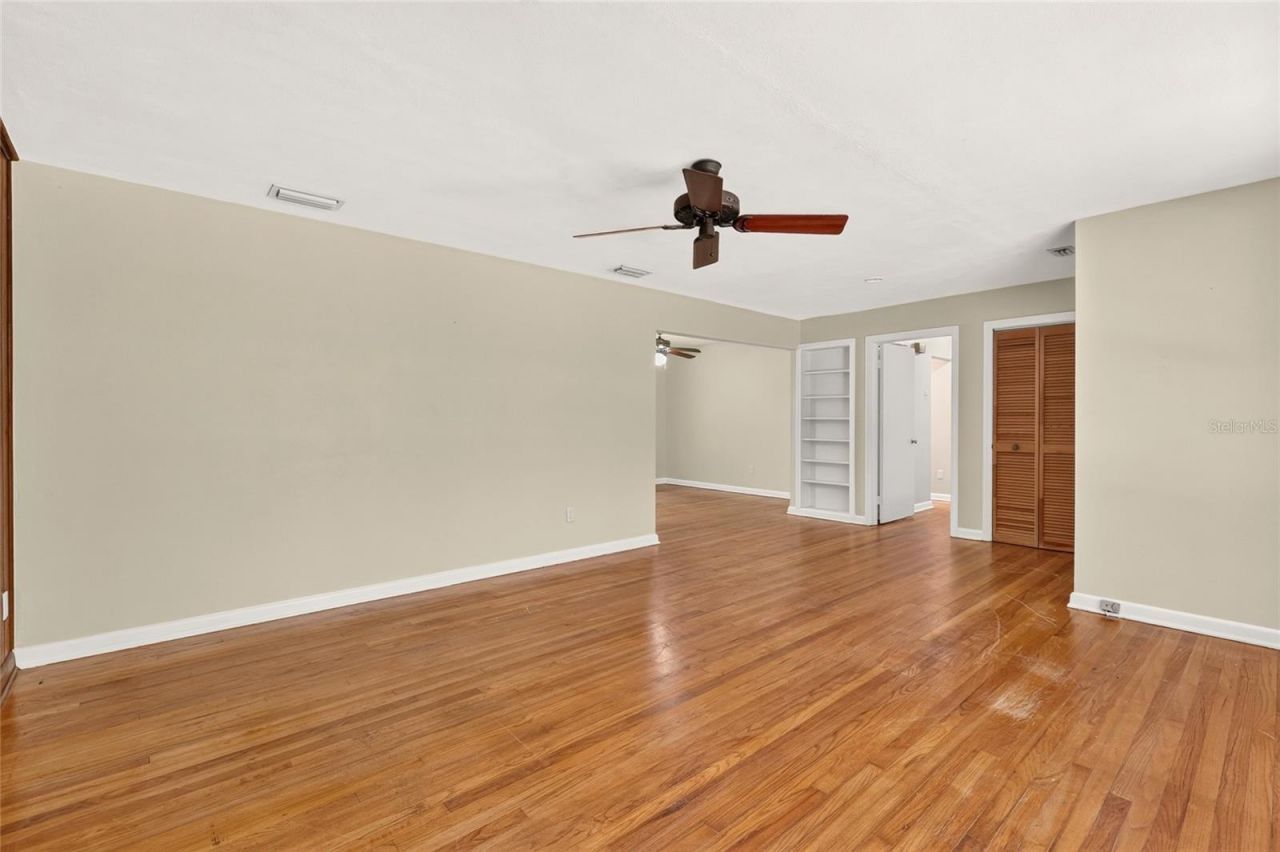 810 NW 19th Terrace, Gainesville, FL 32603 Photo