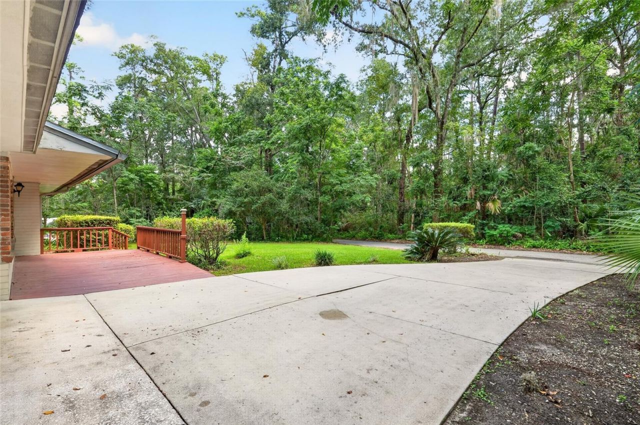 810 NW 19th Terrace, Gainesville, FL 32603 Photo