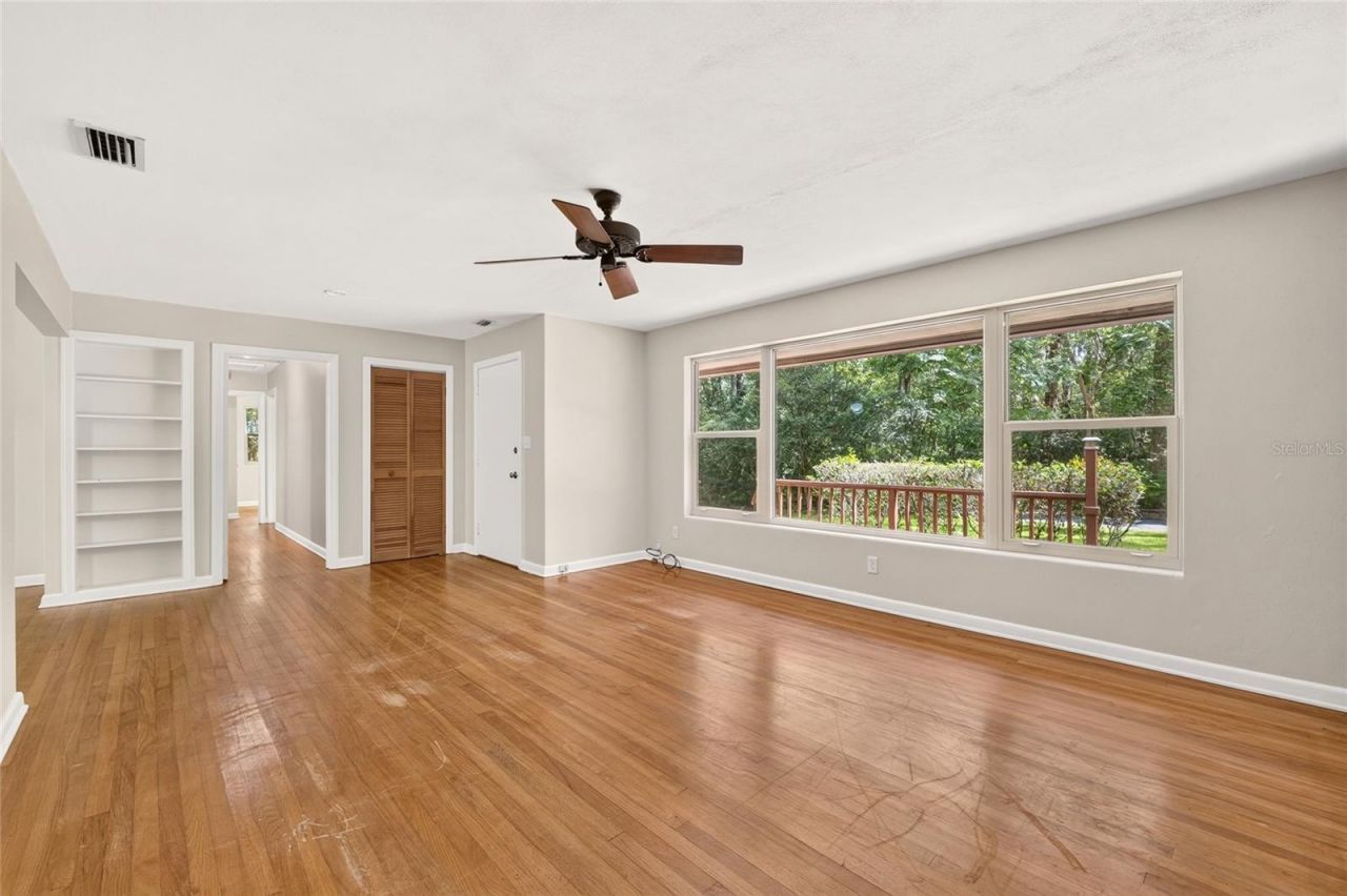 810 NW 19th Terrace, Gainesville, FL 32603 Photo