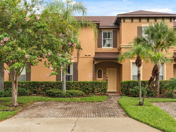 550 CALABRIA AVENUE , DAVENPORT, FL 33897