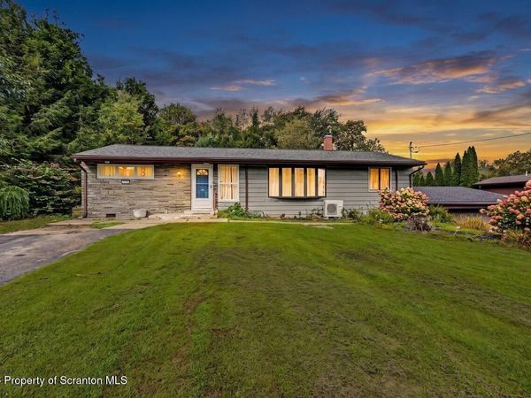 104 Shady Drive, Roaring Brook Twp, PA 18444