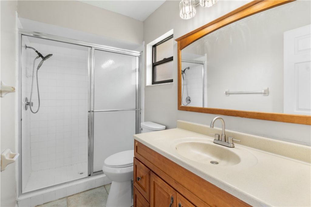 538 Alamanda Avenue, Sebastian, FL 32958 Photo