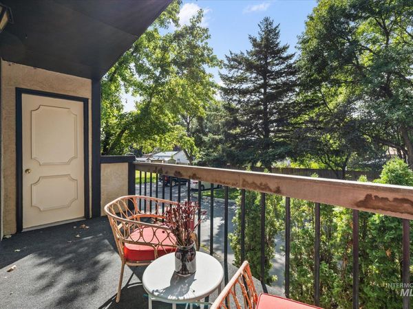 7044 W Colehaven Ln, Boise, ID 83704