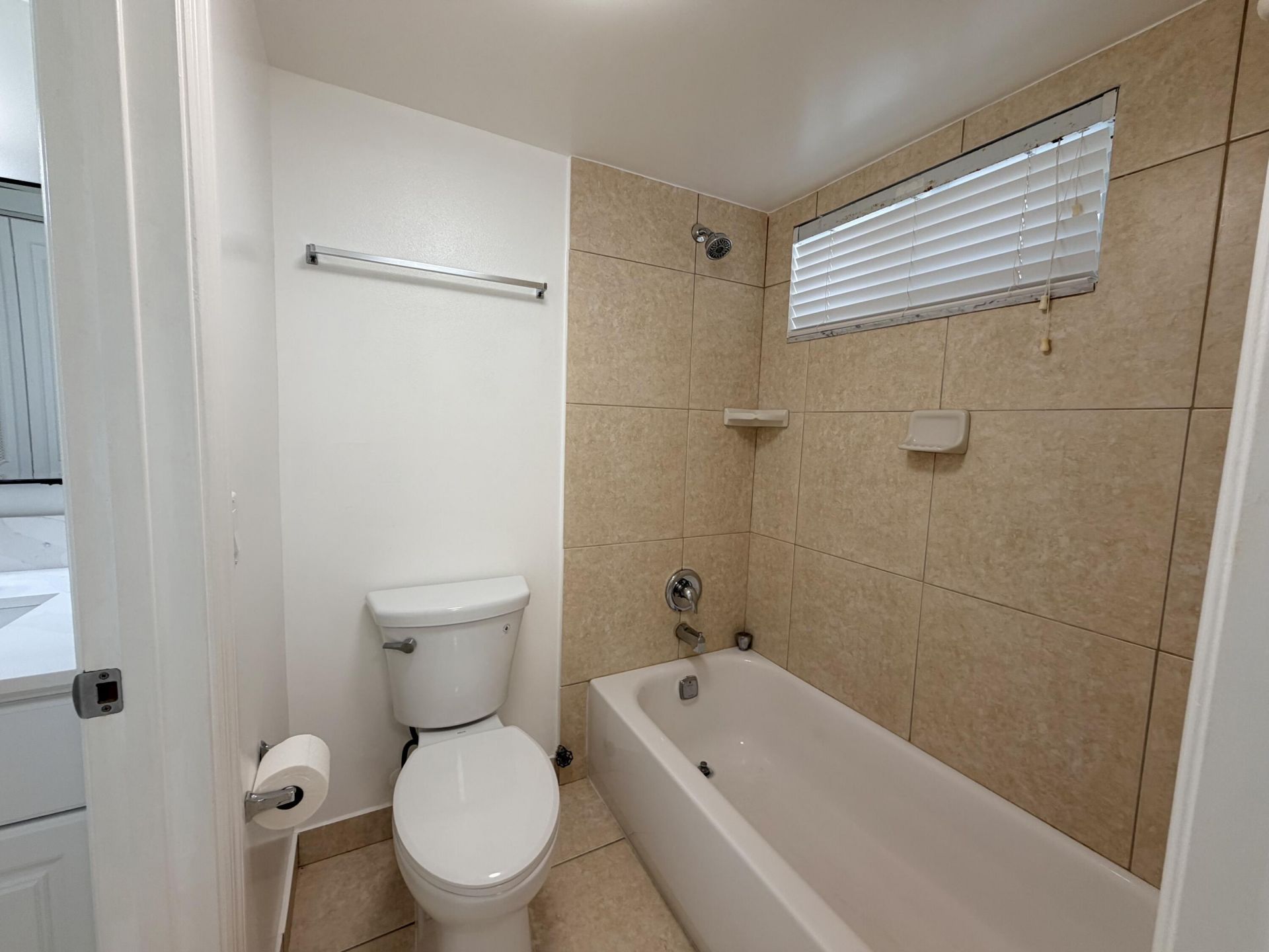 5980 NW 64th Avenue, Unit 308, Tamarac, FL 33319 Photo