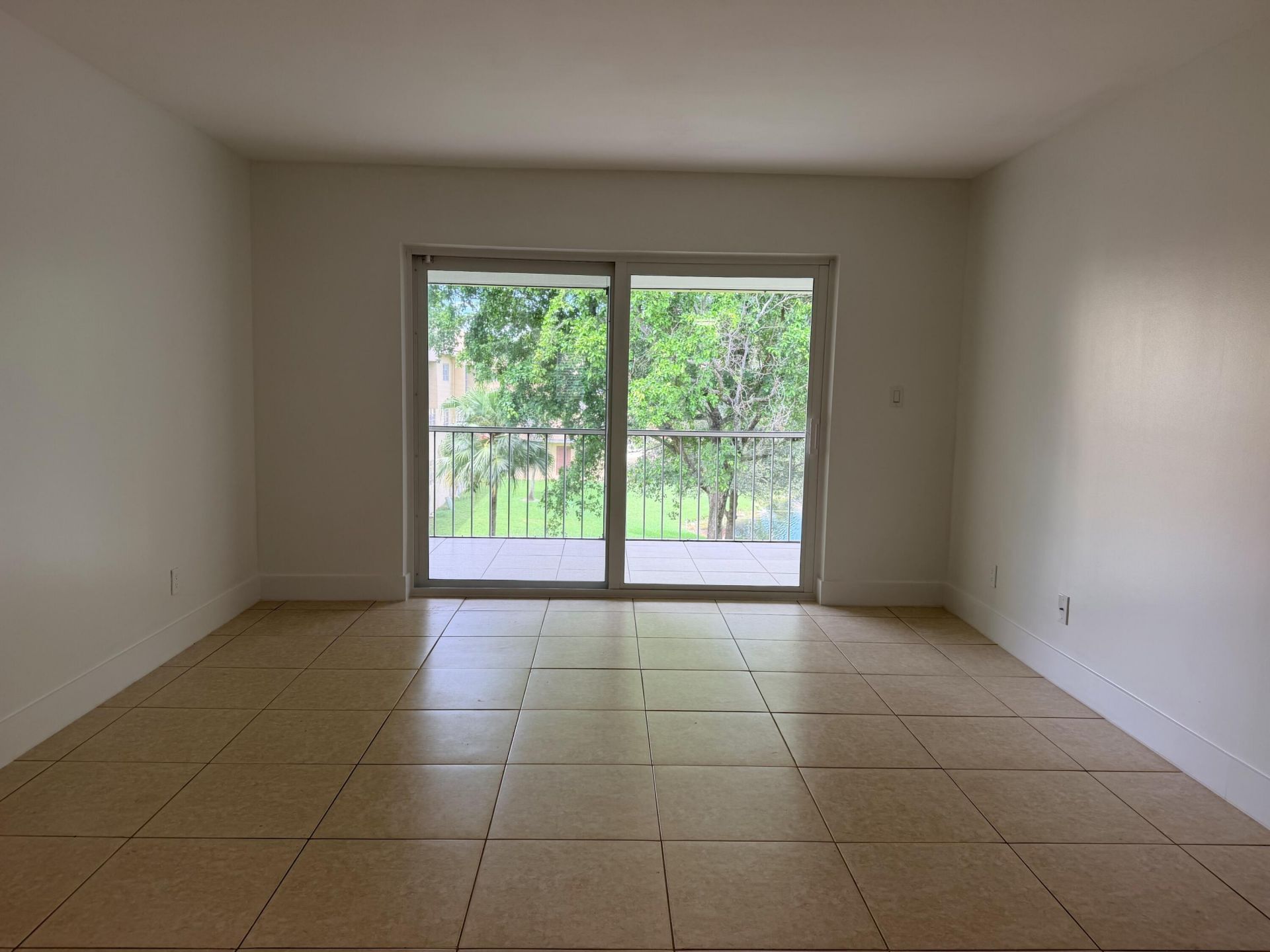 5980 NW 64th Avenue, Unit 308, Tamarac, FL 33319 Photo