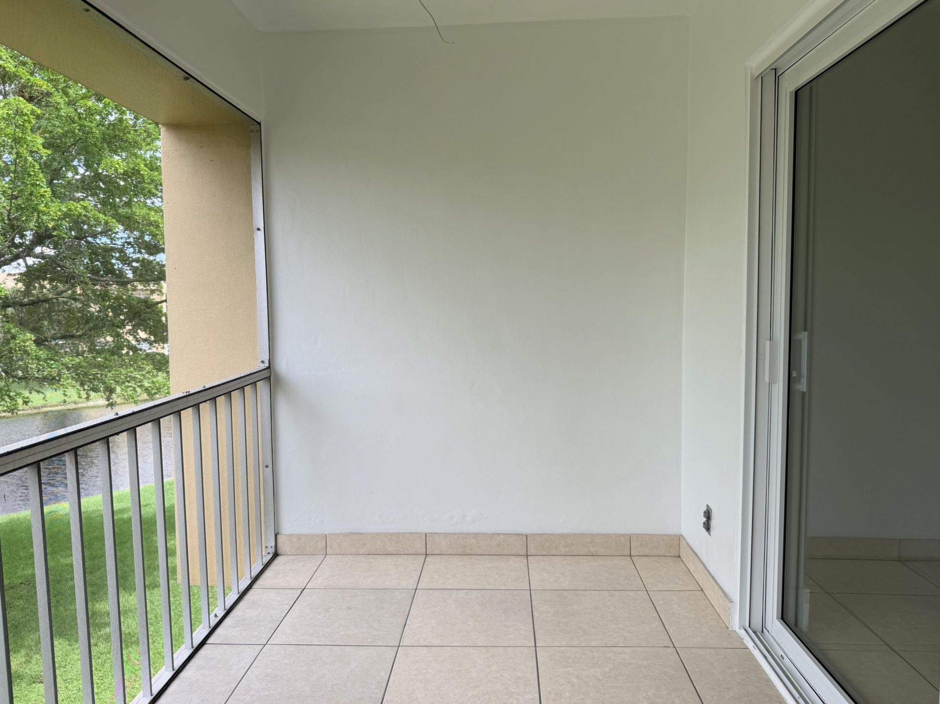5980 NW 64th Avenue, Unit 308, Tamarac, FL 33319 Photo