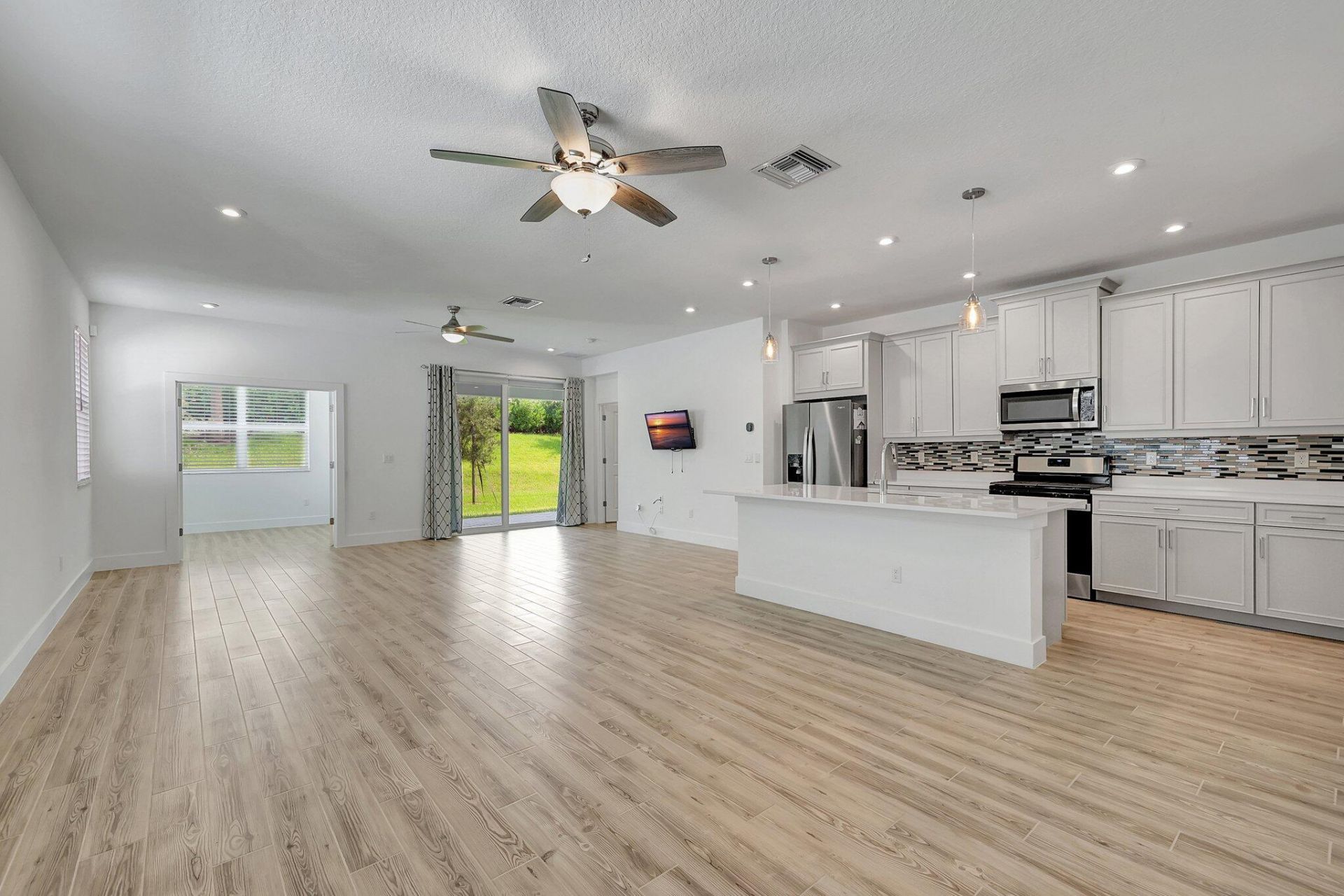 11551 Viridian Boulevard, Port Saint Lucie, FL 34987 Photo