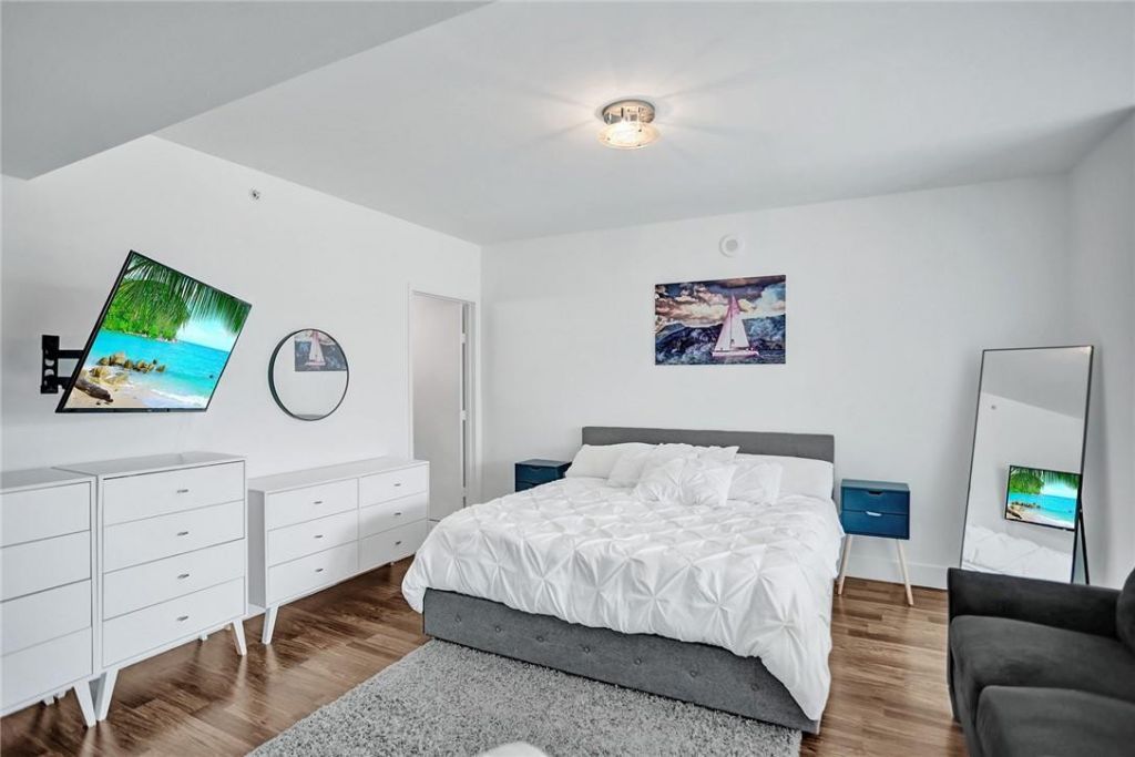 90 SW 3rd Street, Unit TH300B, Miami, FL 33130 Photo
