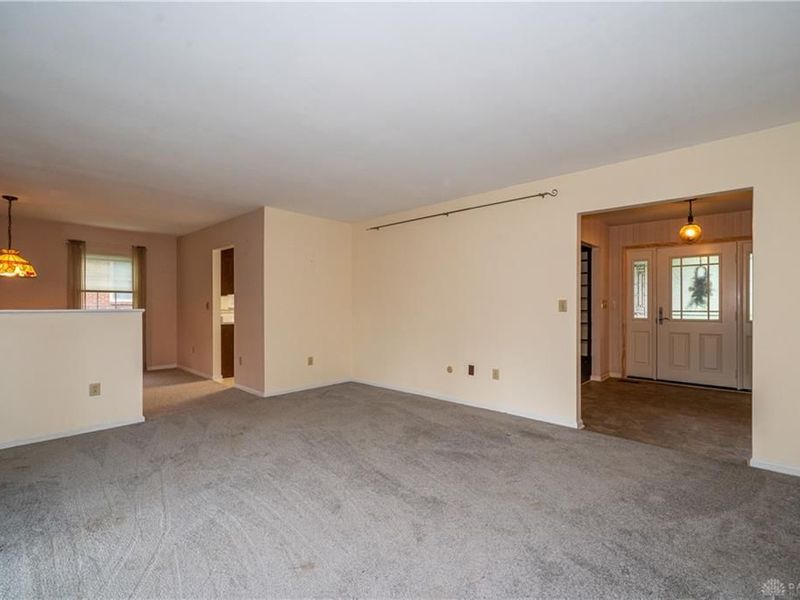 4337 Ridgepath Drive, Dayton, OH 45424 Photo 6